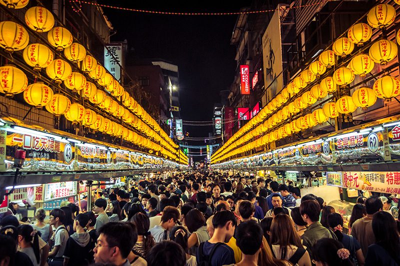 A lantern-lit Taiwanese night market