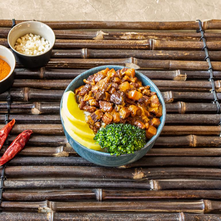Taiwanese Braised Pork Bento