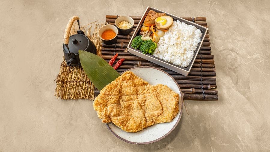 Taiwanese Fried Chicken Bento