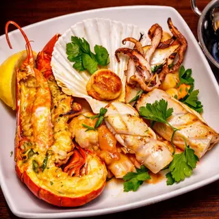 Shell-off for One with Half Lobster